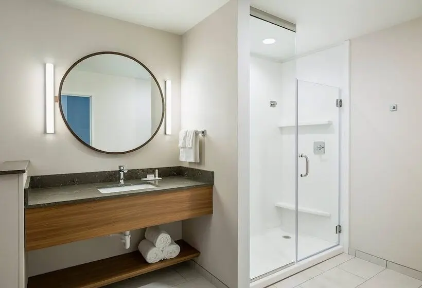 سوییت, Fairfield Inn & Suites By Marriott Des Moines Downtown