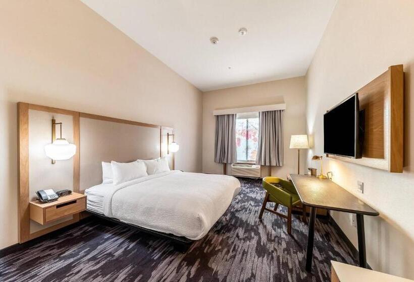 חדר סטנדרט עם מיטת קינג, Fairfield Inn & Suites By Marriott Gainesville I35