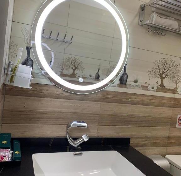 اتاق سوپریور, Mio