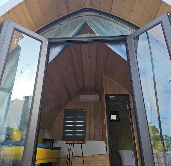 ویلای استاندارد با چشمانداز باغ, Mio