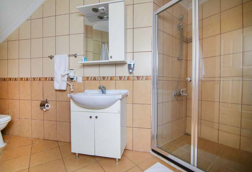 اتاق استاندارد یک نفره, Dalyan Hotel Nish Caria