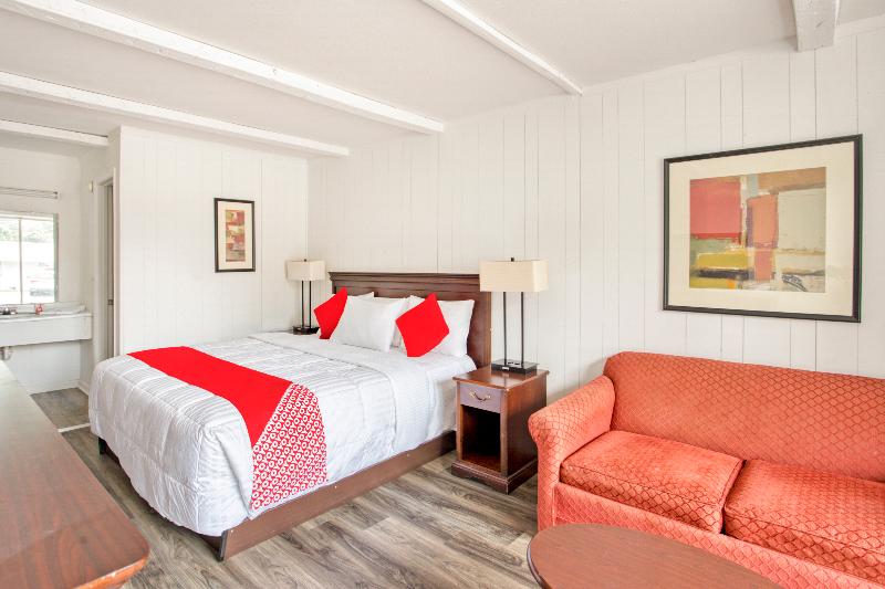 غرفة قياسية سرير كينج, Oyo Inn Kernersville