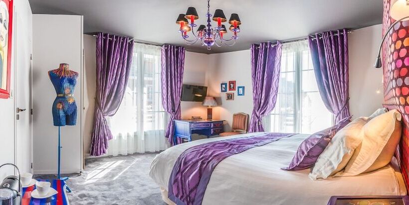 Номер Deluxe с Балконом, Brit Hotel Privilege Lisieux   La Villa Des Arts