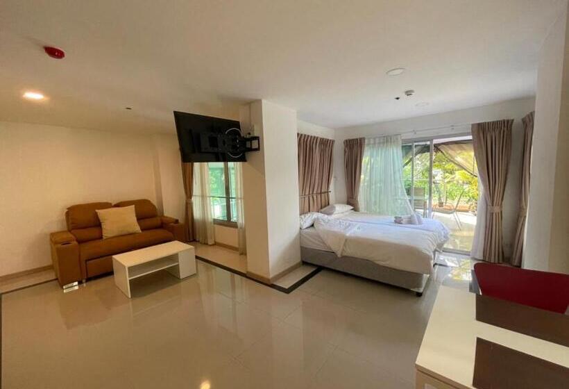 Apartamento 1 Dormitório com Sacada, The Lux Ladprao 10