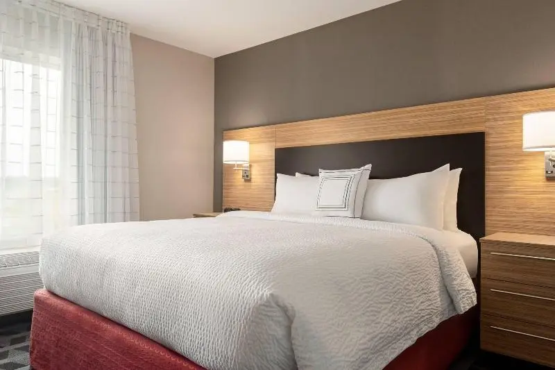 キングサイドベッドのスタンダードワンルーム, Towneplace Suites By Marriott Janesville