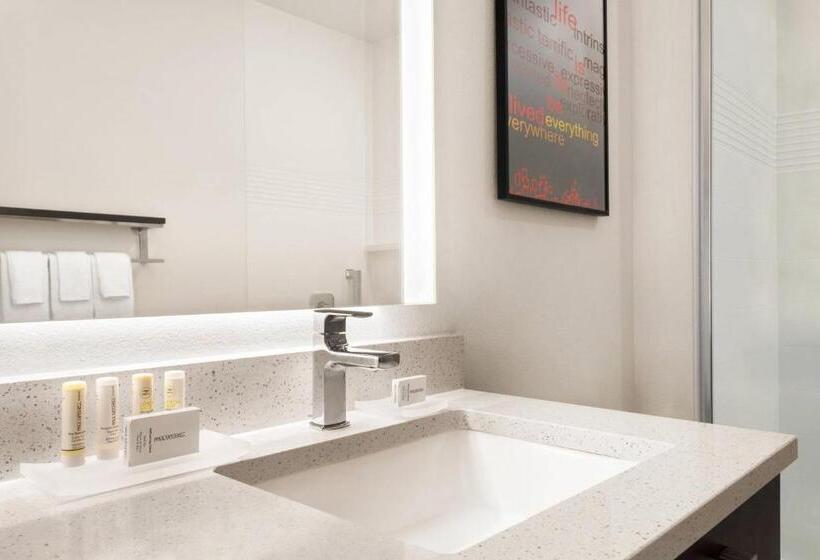 إستوديو قياسى سرير كينج, Towneplace Suites By Marriott Janesville