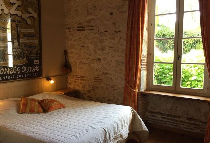 Трехместный Номер Классика, Les Huguets