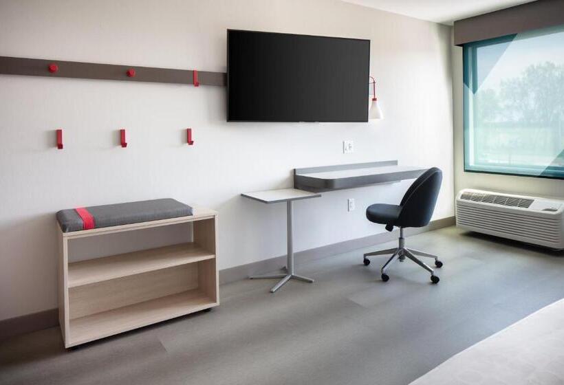 장애인을 위한 스탠다드 룸, Avid Hotels Madison Monona, An Ihg