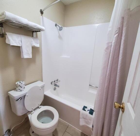 غرفة قياسية, Relax Inn Henryetta