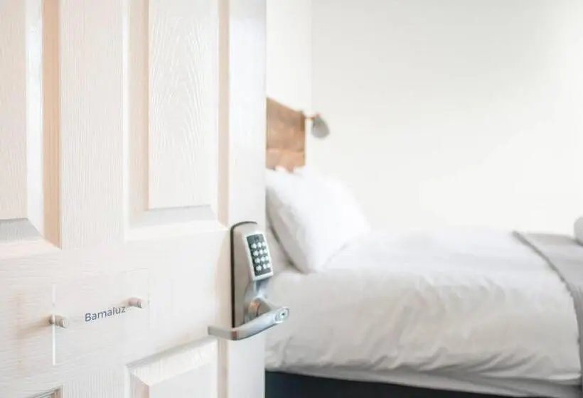 キングサイズベッドのデラックスルーム, The Nook   Self Serviced Accommodation