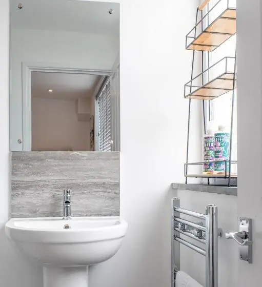 デラックスルーム, The Nook   Self Serviced Accommodation