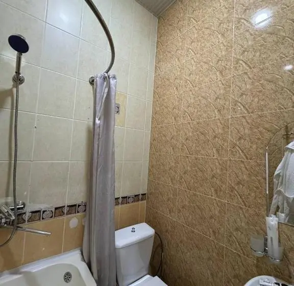 Habitació Estàndard, Rakat Hostel