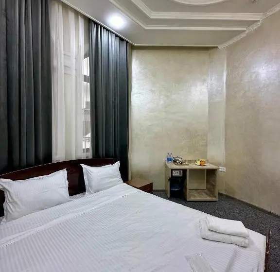 Habitació Estàndard, Rakat Hostel