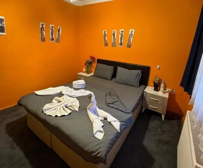 اتاق لوکس, Taksim Pandora