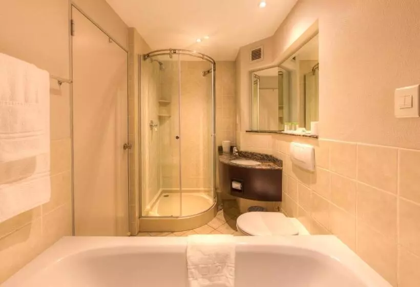 身障者適用スタンダードルーム, City Lodge Hotel Sandton, Morningside