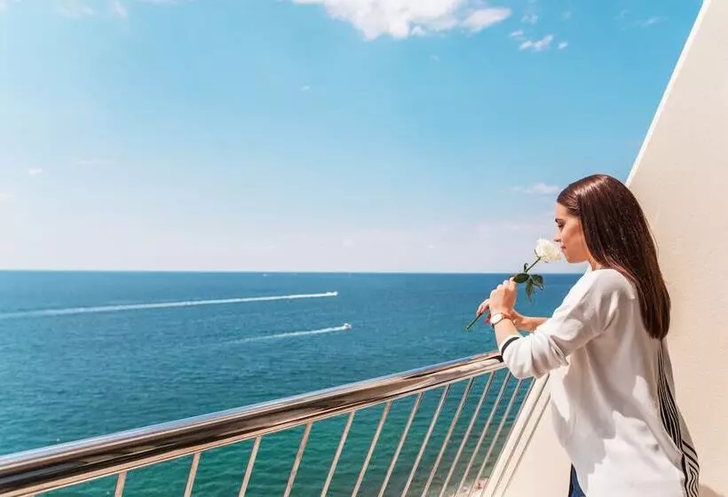 海の見えるエクゼクティブスイート, Grand Hotel Bernardin