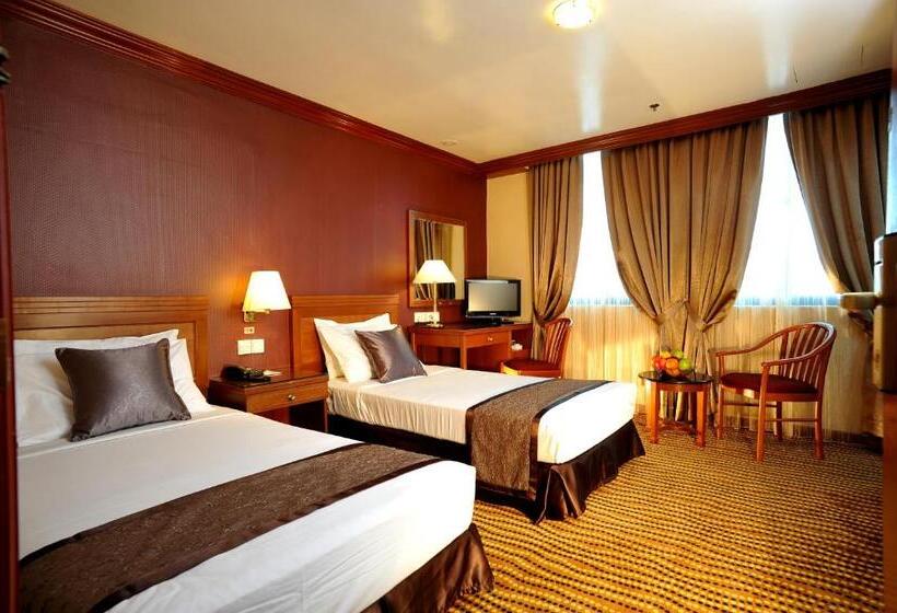 اتاق سوپریور سه تخته, Oxford