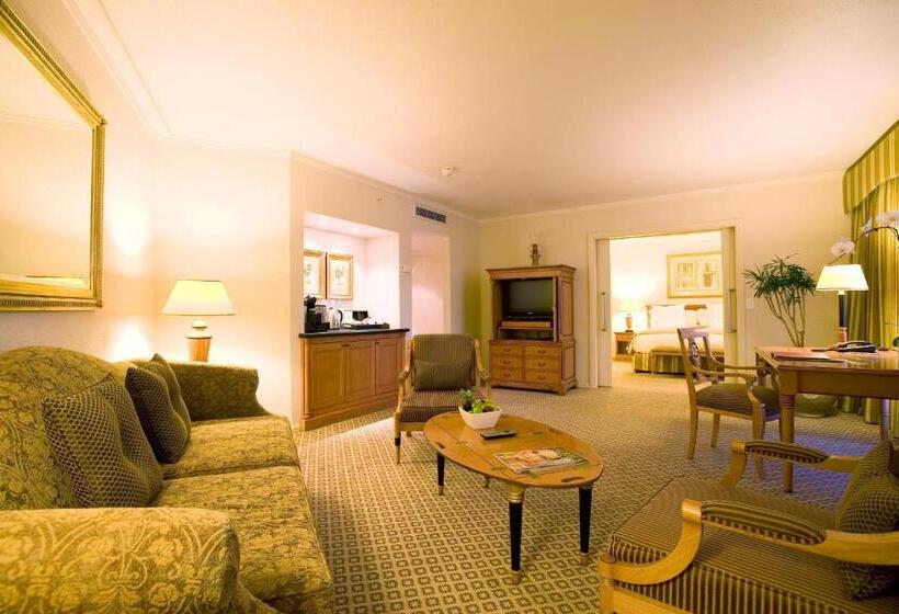 جناح, Southern Sun The Cullinan