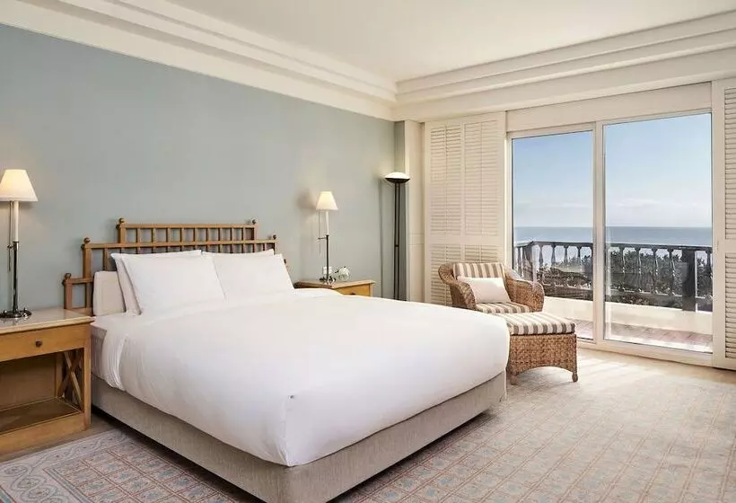 Deluxe Room Mountain View, The Shilla Jeju