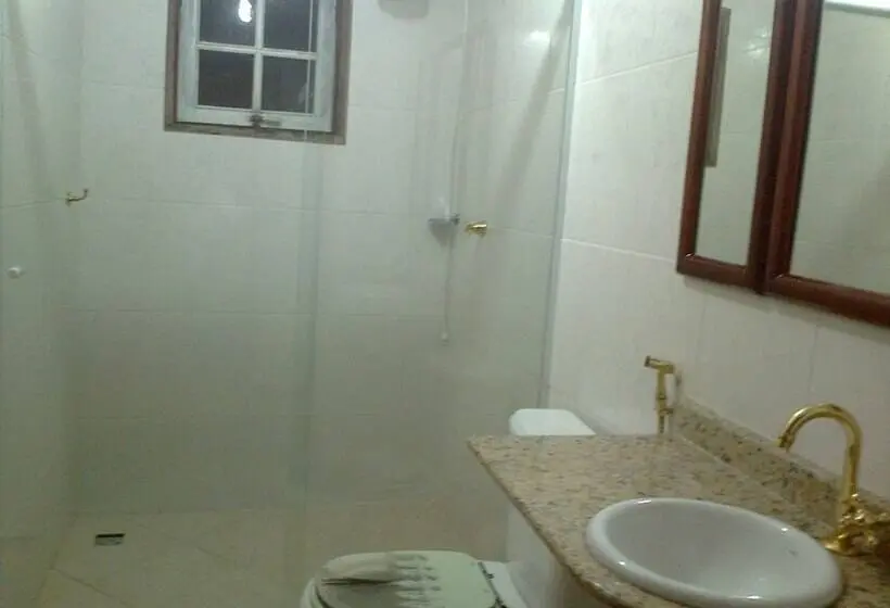 اتاق سوپریور سه تخته, Pousada Sol E Mar