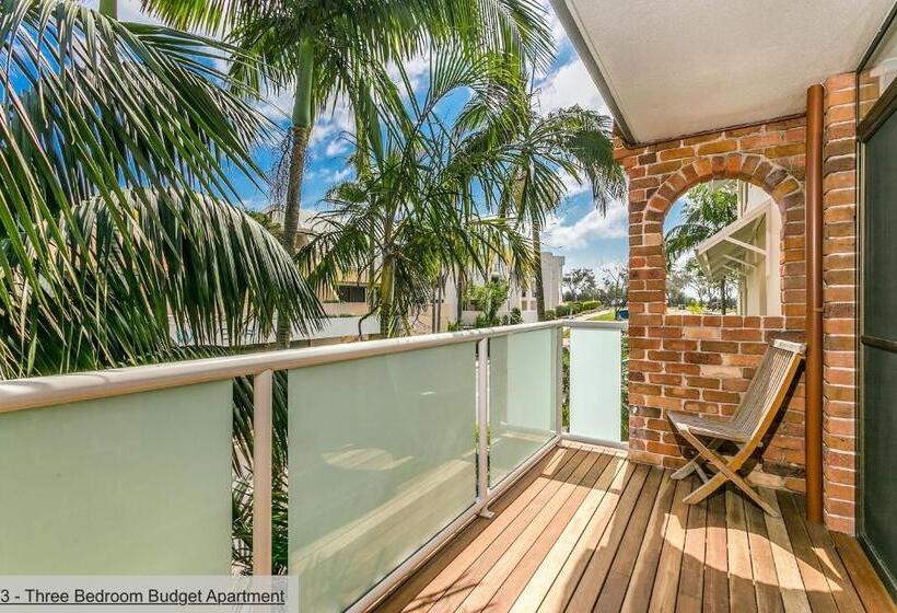 شقة 3 غرف, The Terraces Main Beach