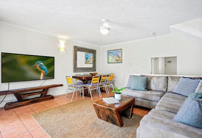 شقة 3 غرف, The Terraces Main Beach