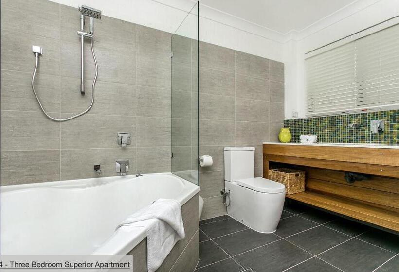 شقة سوبيريور 3 غرف نوم, The Terraces Main Beach