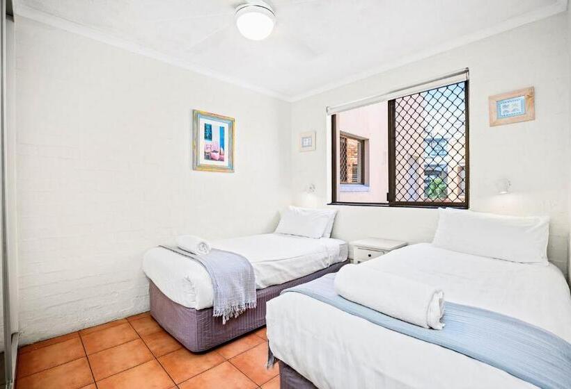 شقة 3 غرف, The Terraces Main Beach