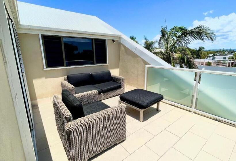 شقة 4 غرف, The Terraces Main Beach