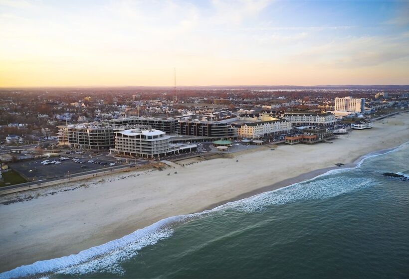 高级海景房, Wave Resort