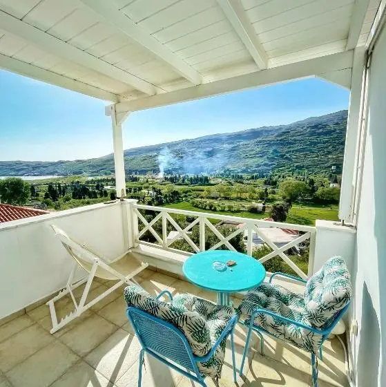 Appartement 1 Chambre avec Balcon, Anemomiloi Studios