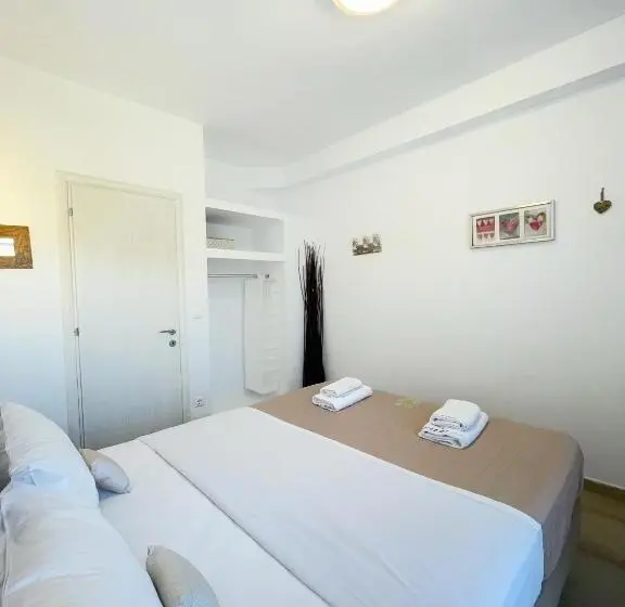 Maisonnette Standard 2 Chambres, Anemomiloi Studios