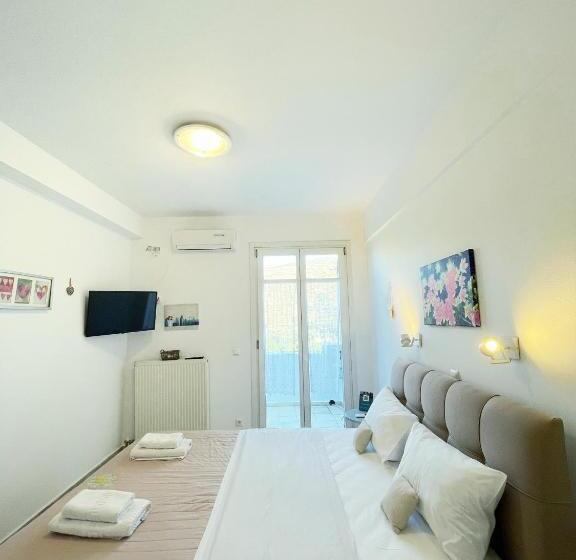 منزل صغير قياسى غرفتين نوم, Anemomiloi Studios