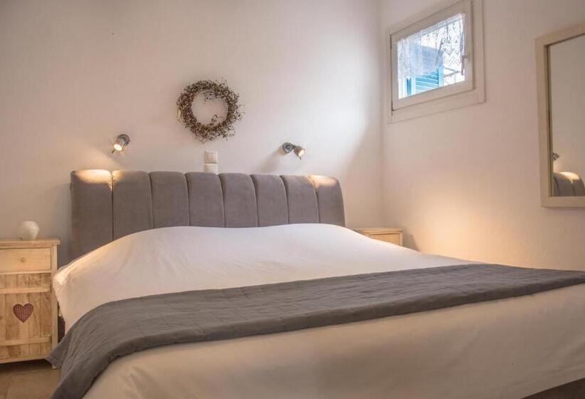 منزل صغير قياسى غرفتين نوم, Anemomiloi Studios