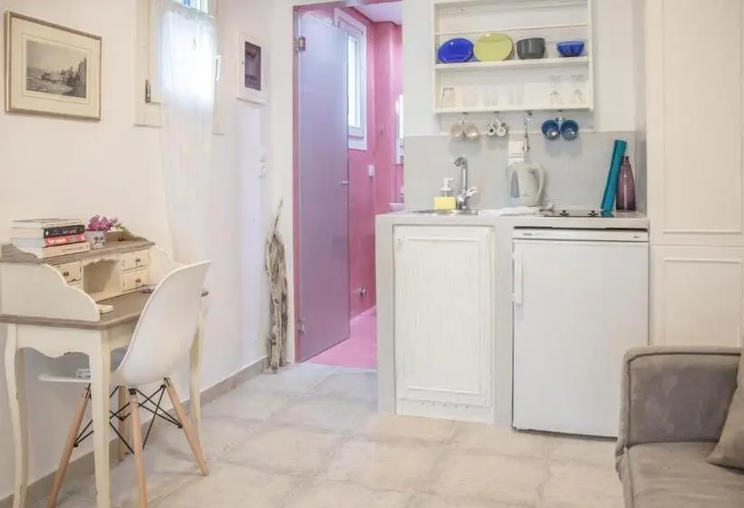 Chambre Standard avec Balcon, Anemomiloi Studios