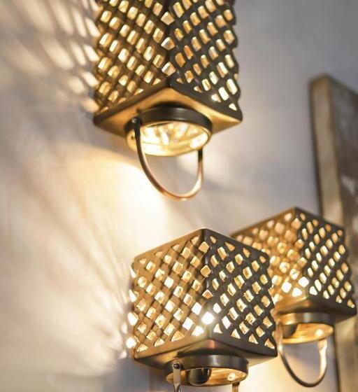 מיטת קינג בסוויטה, Al Console Luxury Suite