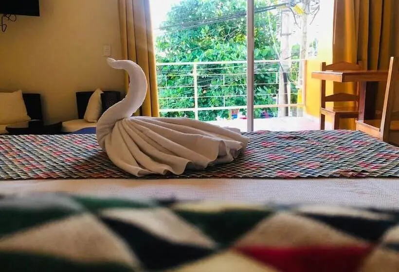 اتاق لوکس با چشم‌انداز شهر, Arco Iris Tulum