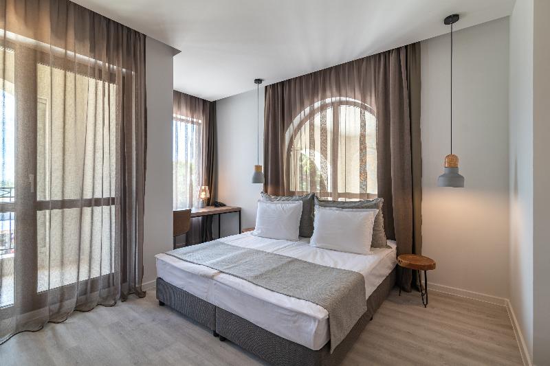 침실 2개 아파트, Primorski