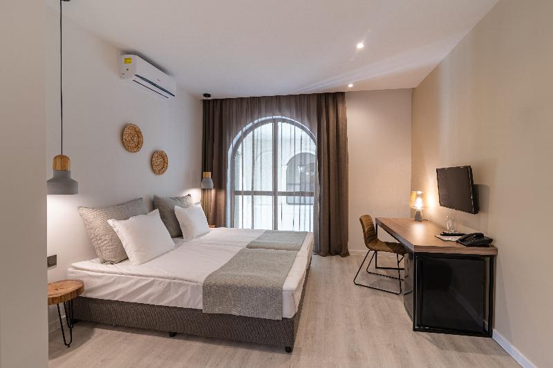 침실 2개 아파트, Primorski