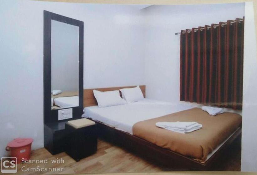 Номер Стандарт, Rajhuns Deluxe Lodging