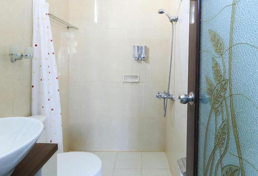 اتاق استاندارد, Ge Jacmart Homestay Makassar