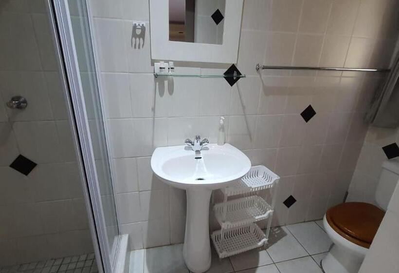 Pokój Standard, Gemstone Guest House