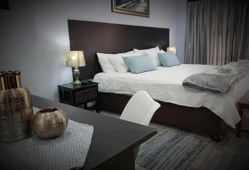 デラックスルーム, Gemstone Guest House