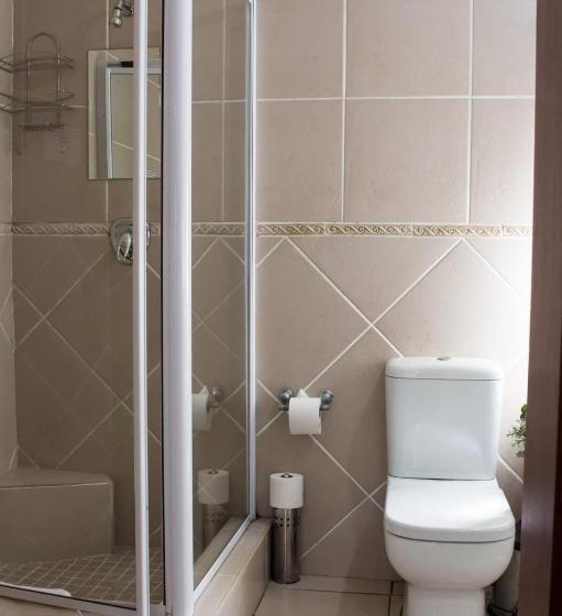 חדר דחוקס עם מיטת קינג, Gemstone Guest House