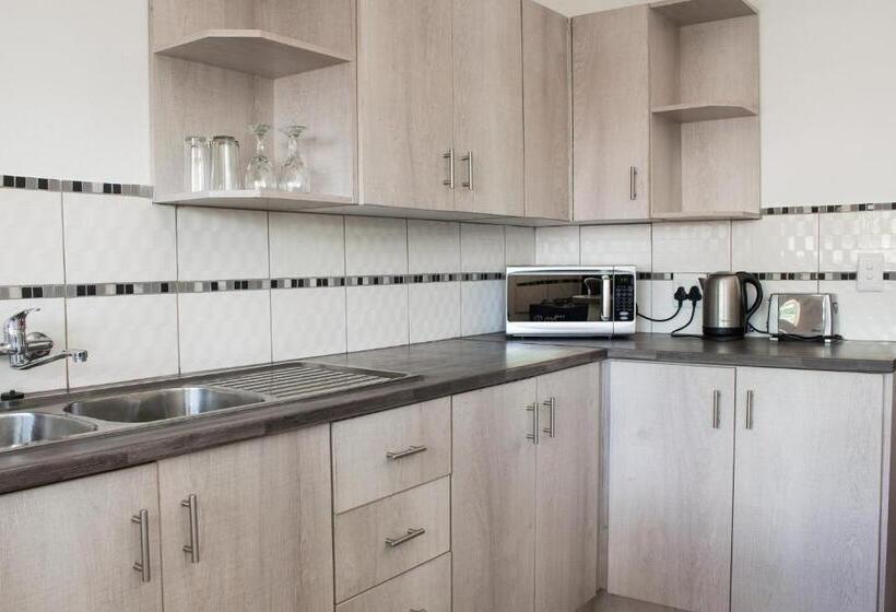 חדר משפחתי דלוקס, Gemstone Guest House