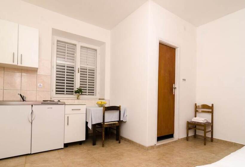 バルコニー付き１ベッドルームアパートメント, Guest House Kiko