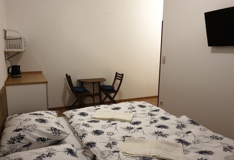 Номер Стандарт, Guest House Orczy Park