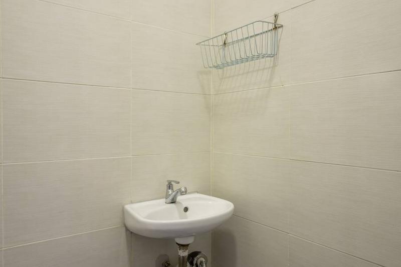 标准间, Reddoorz Near Plaza Atrium Senen