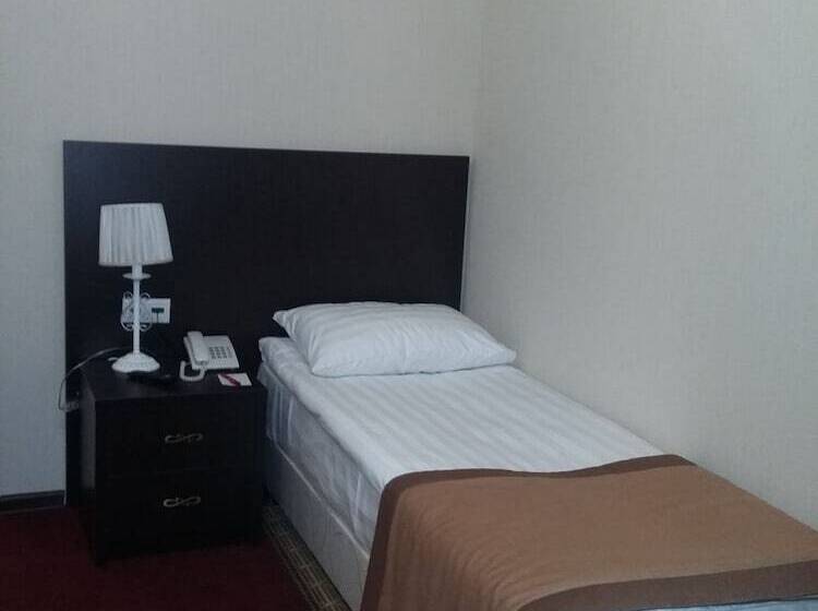 スタンダードシングルルーム, Azimut Hotel Nalchik