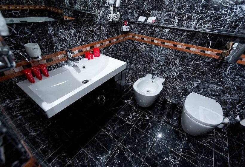 سوئیت پرزیدنت, Azimut Hotel Nalchik